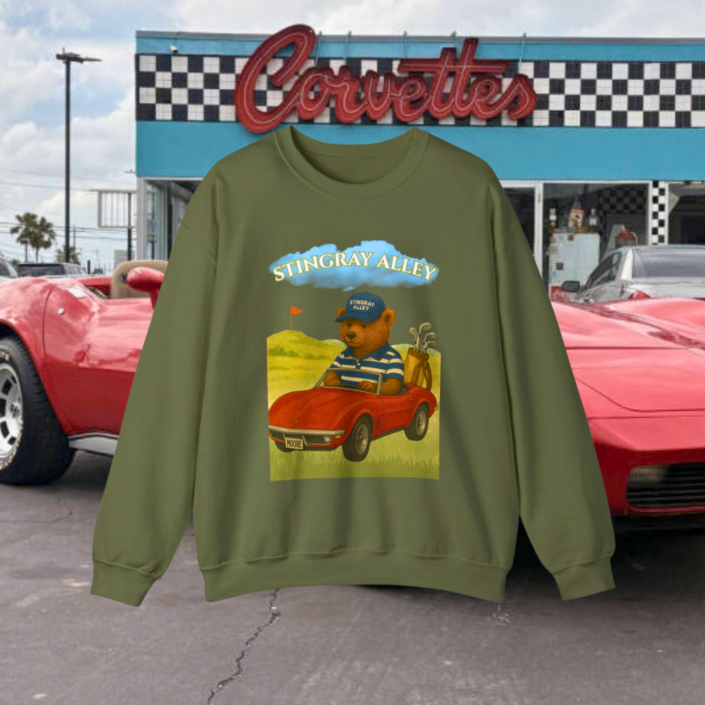Stingray Alley Vintage Golfing Bear Design